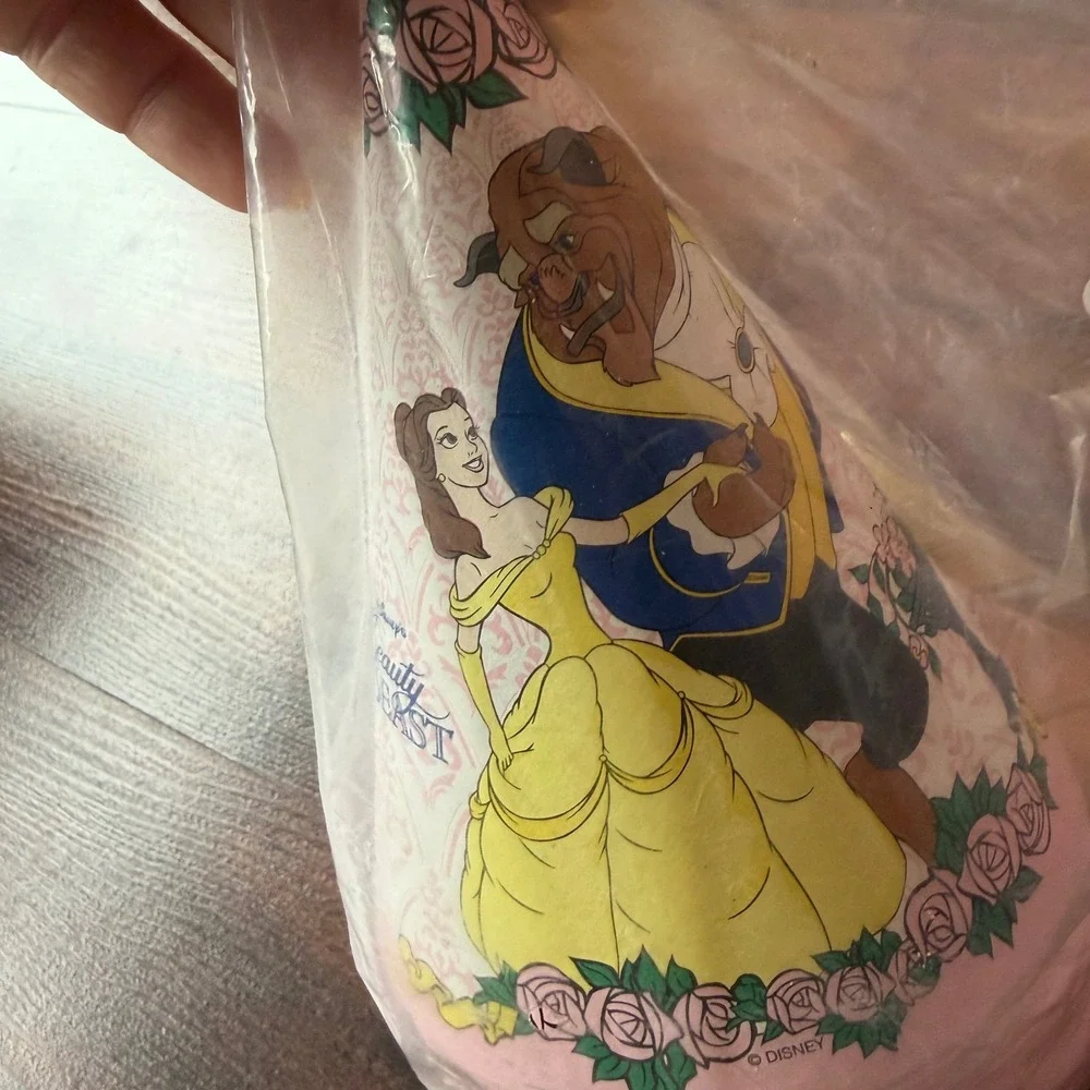 Vintage Disney Beauty and the Beast 8 Party Hats New Sealed 90s Beach Products‎